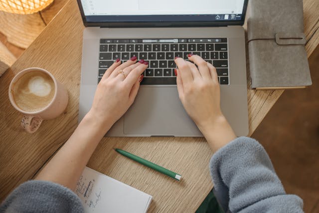 Digitālā mārketinga tendences saturs - Smart Seo Design